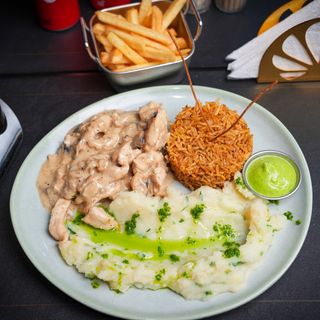 Émincé De Poulet Aux Champignons.