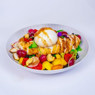 Buratta chicken salade