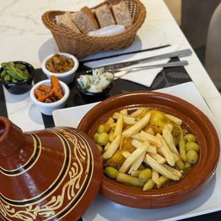 Tajine poulet (chaque jeudi)