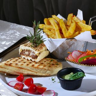 Panini Chawarma