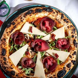 Pizza Bresaola