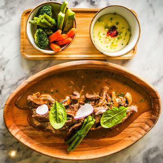 Émincé de boeuf + légumes + Purée