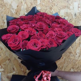 Bouquet géant 50 roses rouges