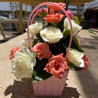 New panier roses roses