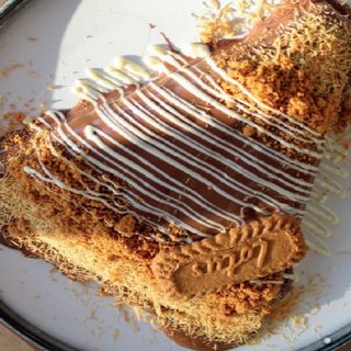 Crêpe Kunafa Lotus