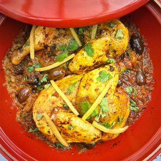 Tajine de poulet  aux olives citron