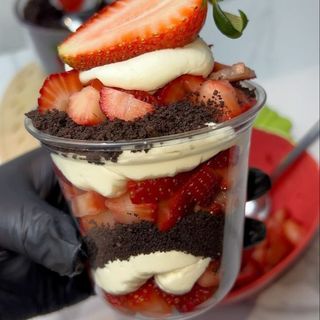 Cup orieo fraises chocolat blanc