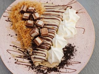 Crêpe kunafa nutella kinder