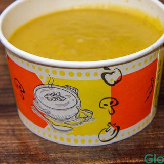 شوربة ساخنة