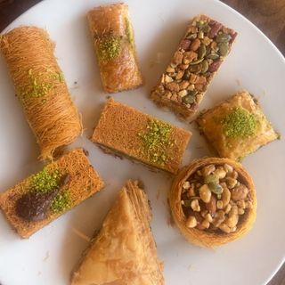 تحلية شرقية مشكلة