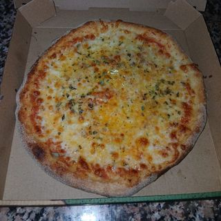 Pizza 4 Fromages