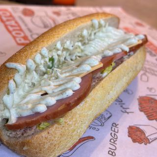 Sandwich thon charcuterie