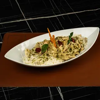 Pasta Poulet Champignons & Epinards