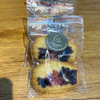 Madeleine fruits rouges