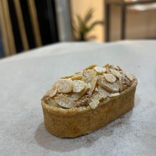 Mini tarte aux amandes et amandes effilées 