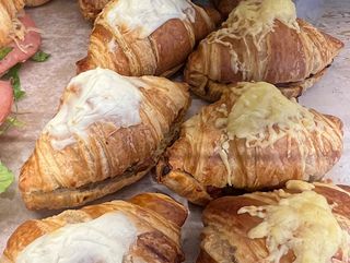 Croissant farci viande hachée