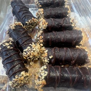 Cigare aux amandes et chocolat