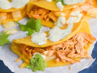 Mini tacos tuna and salade