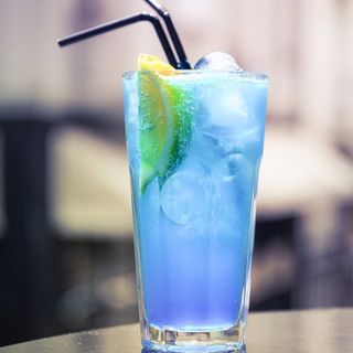 Bleu curaçao