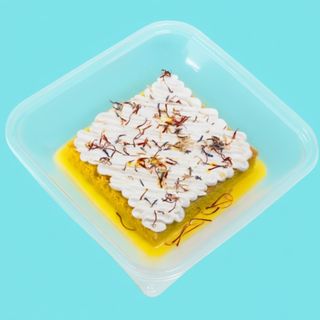 Safran Cake