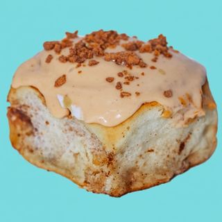 Cinnamon Roll Bueno