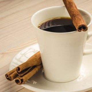 Café au cannelle+boissons d'eau 33cl