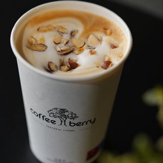 Golden hazelnut latte