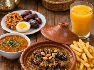 Menu Ftour tajine boeuf pruneaux amandes