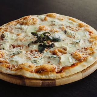 Pizza 4 fromages 