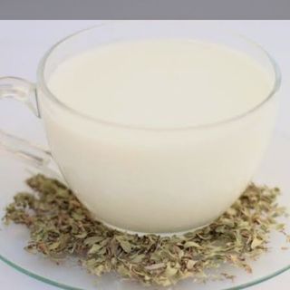 حليب بالزعتر 