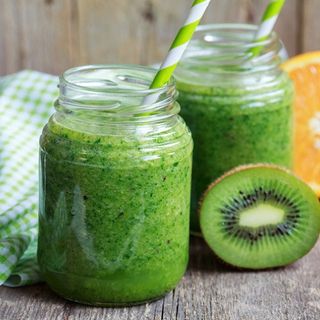 Jus kiwi (عصير كيوي)