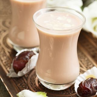 Lait au dattes ( حليب بالتمر )