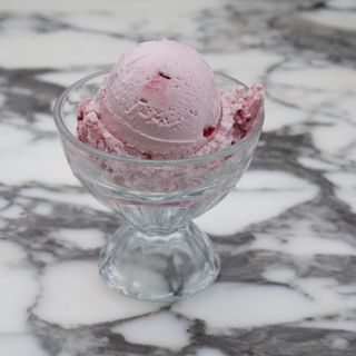 Glace cherry mania