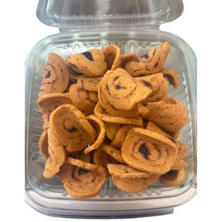 Salée tuile olive fromage piquant