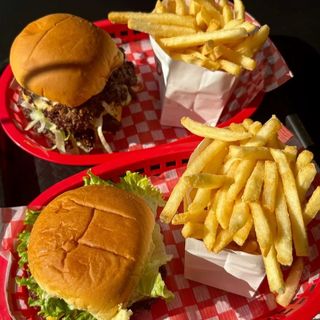 Menu Chicken Burger Duo