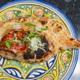 PIZZA CALZONE SAUMON