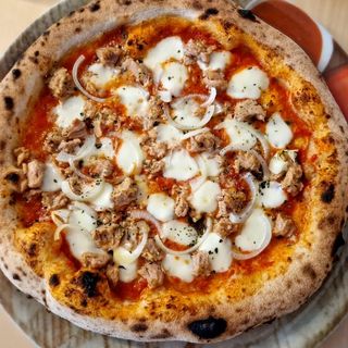 Pizza Tonno