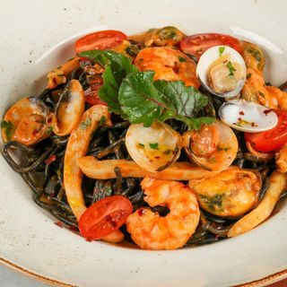 Spaghetti Neri Frutti Di Mare