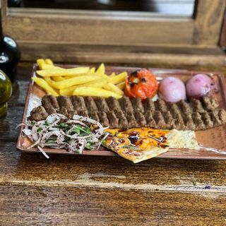 Plat kebab khechkhash