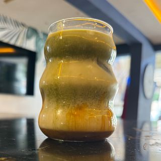 Matcha caramel cannelle ice latte