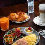 BRUNCH bubbles and boost