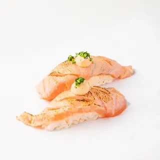 Nigiri Saumon Braisé (2pcs)