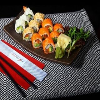 Assortiment de Sushis 16 pièces