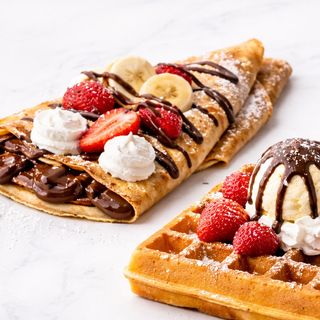 Deux Choix sucrées ( Crêpes ou Gaufres )
