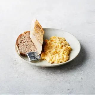 Oeufs brouillés ou omelette