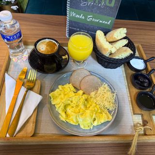 Petit Déjeuner Chamali