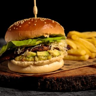   Burger Chicken Avocado