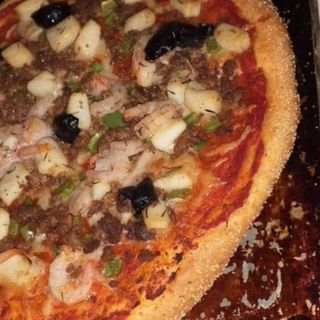 بيتزا فواكه البحر