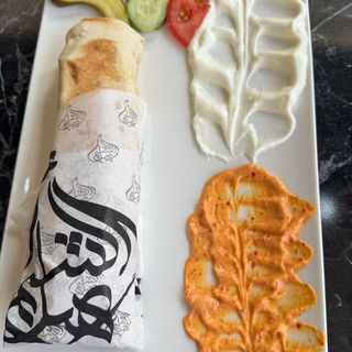 سندويش شاورما لحم