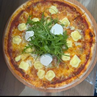 بيتزا كاتر فرماج